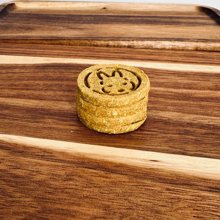 Pumpkin and sage botanical rabbit biscuit from BunBun & Co Cognitive Support Blend
